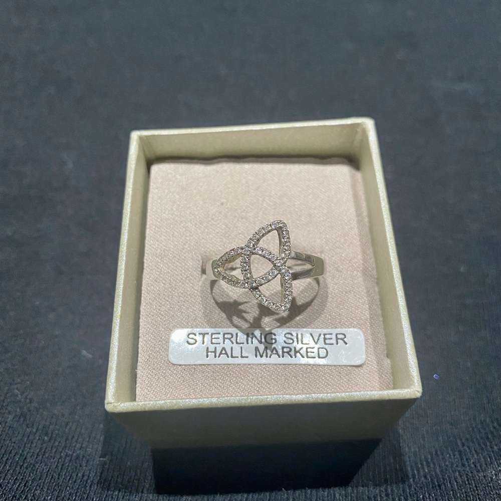 Trinity Knot Ring Size 7